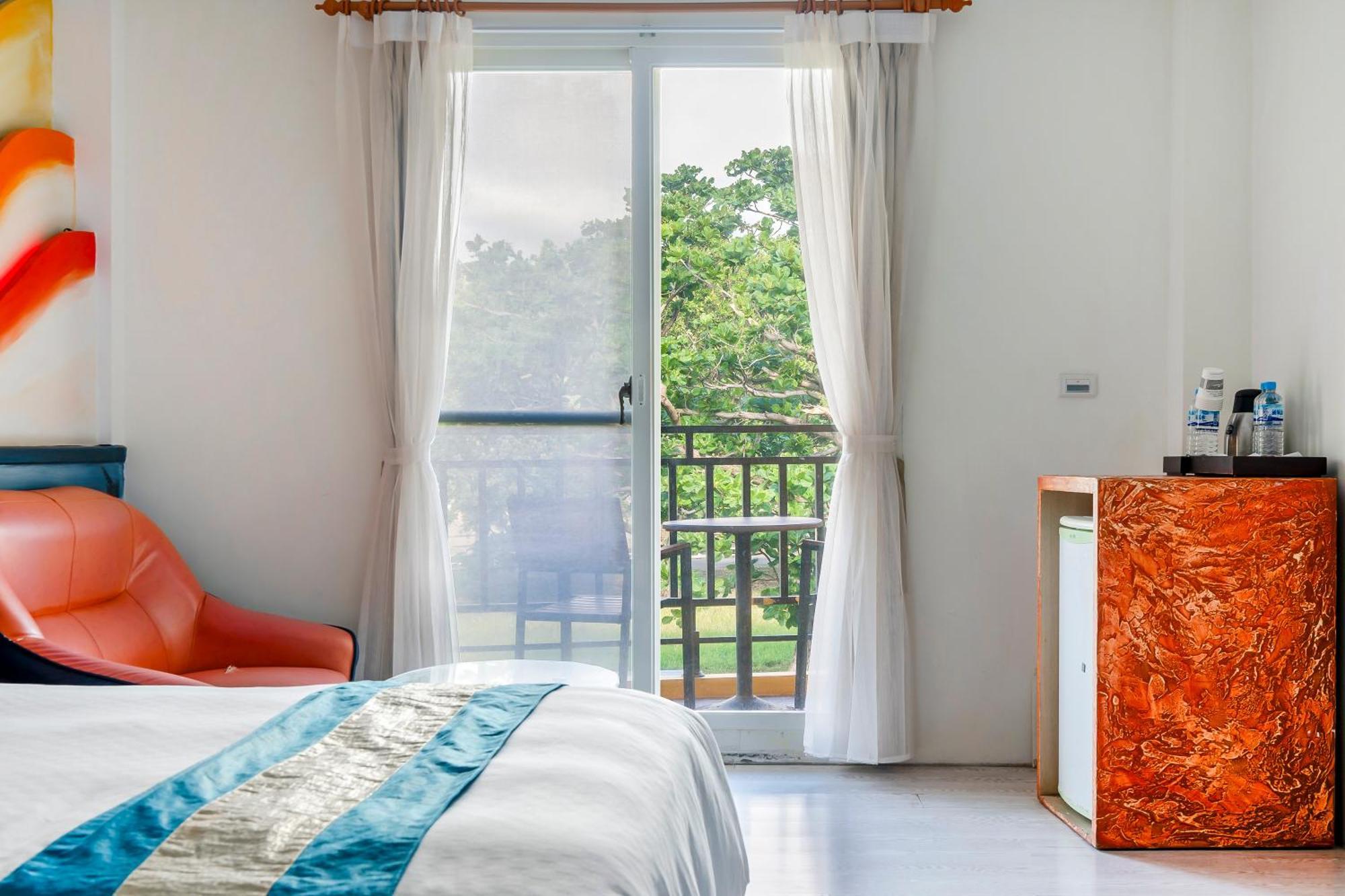 Wei Yuan Hotel Kenting Exterior photo
