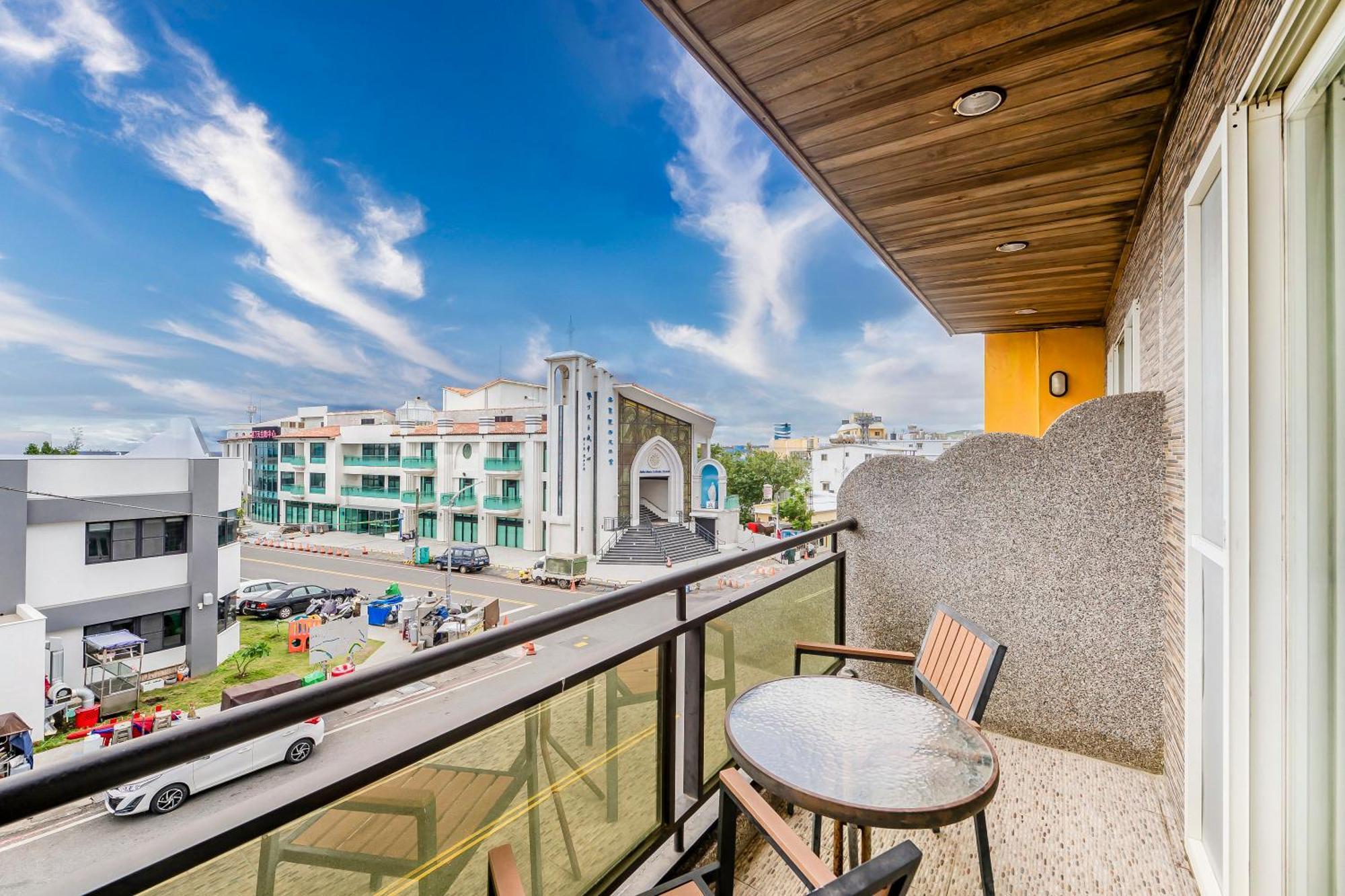 Wei Yuan Hotel Kenting Exterior photo