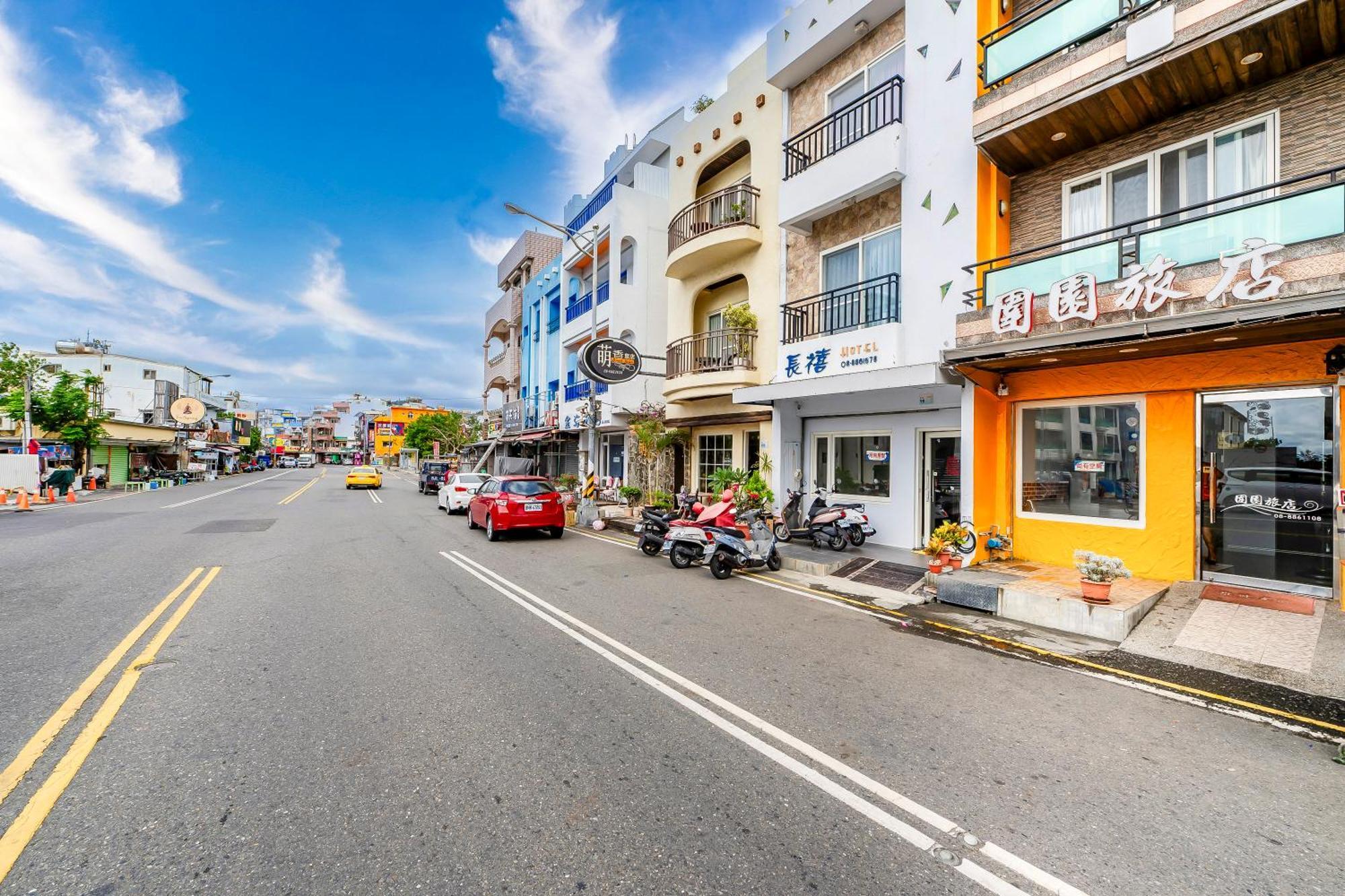 Wei Yuan Hotel Kenting Exterior photo